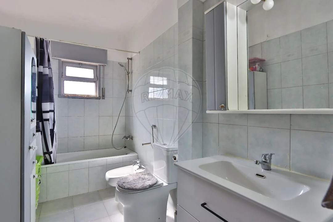 Apartamento T2 para Venda em Cacém e São Marcos Foto 2