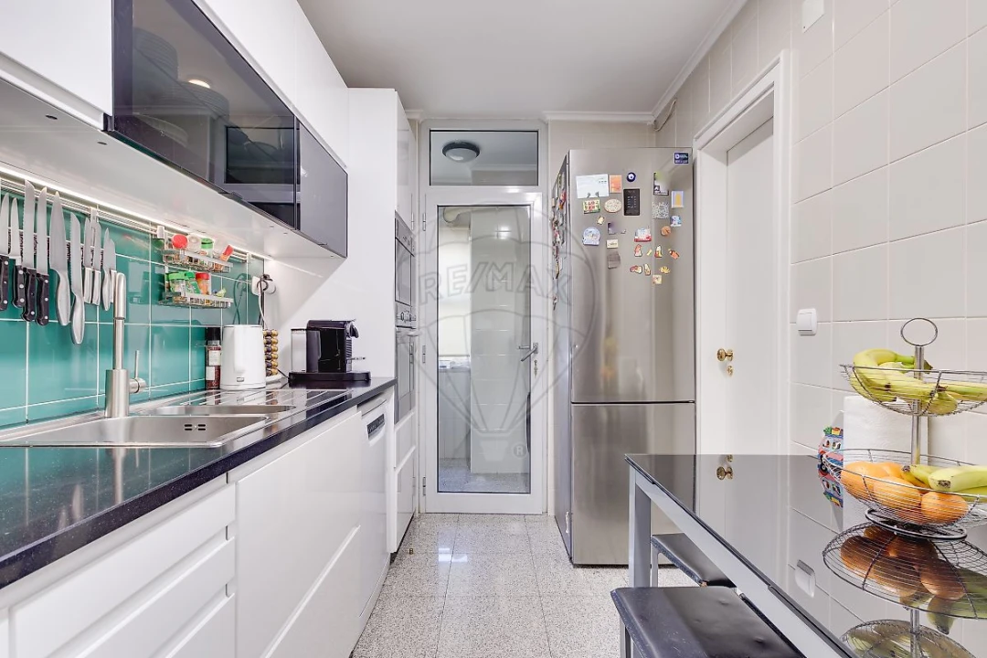 Apartamento T4 para Venda em Lumiar Foto 32