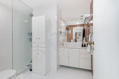 Apartamento T4 para Venda em Lumiar