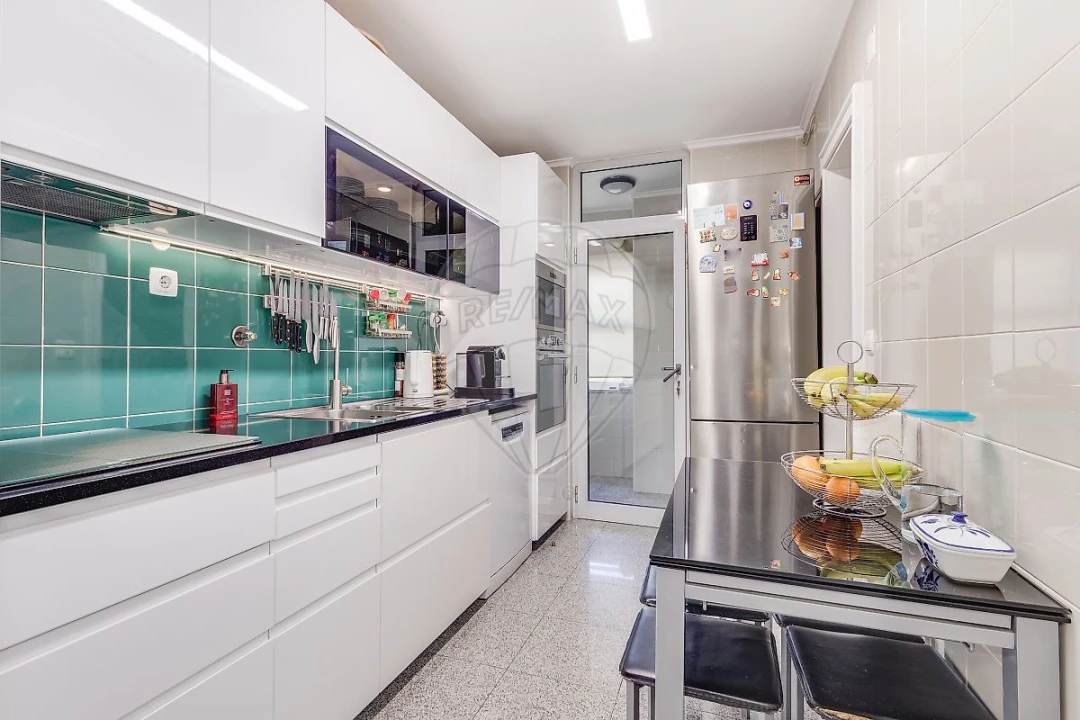 Apartamento T4 para Venda em Lumiar Foto 34