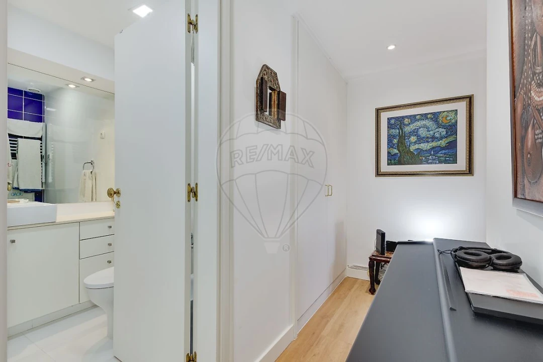 Apartamento T4 para Venda em Lumiar Foto 7