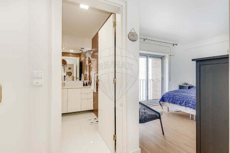 Apartamento T4 para Venda em Lumiar Foto 14