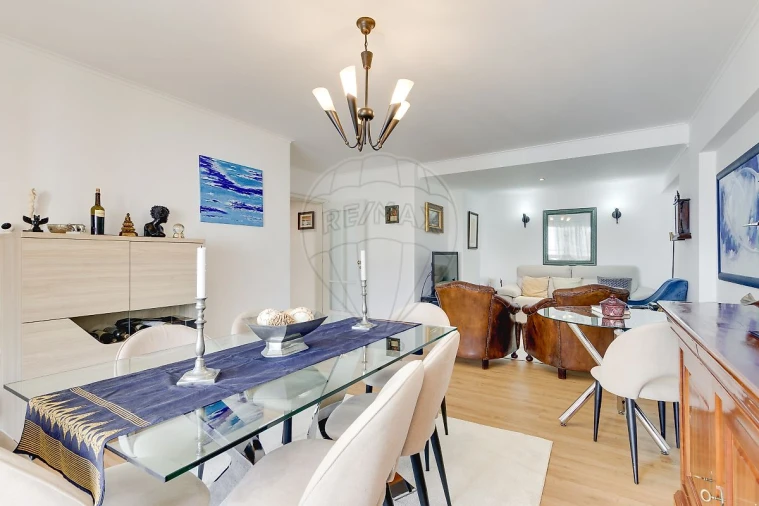 Apartamento T4 para Venda em Lumiar Foto 24