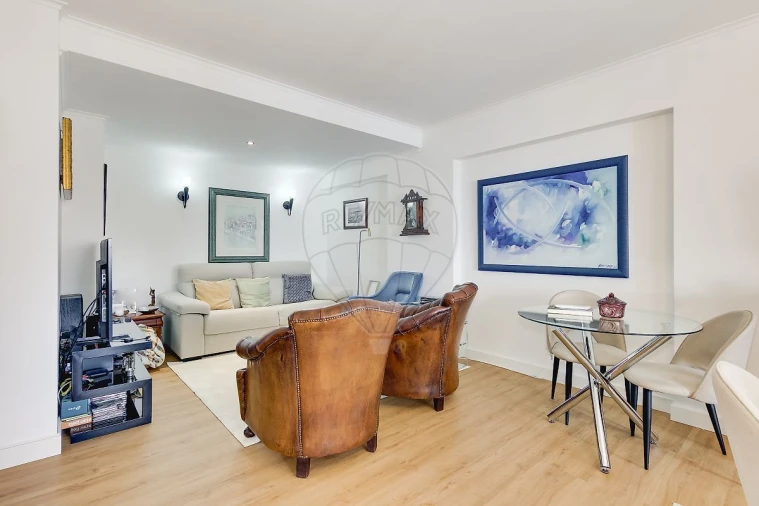 Apartamento T4 para Venda em Lumiar Foto 25