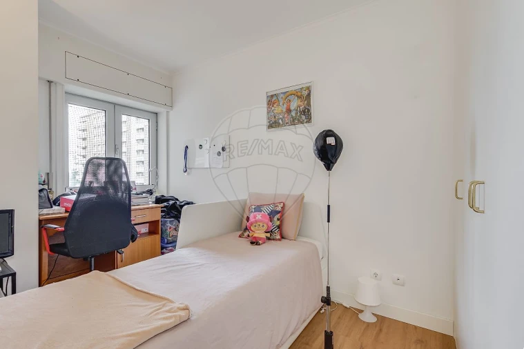Apartamento T4 para Venda em Lumiar Foto 5