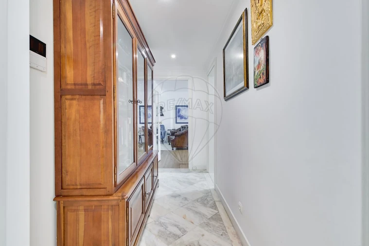 Apartamento T4 para Venda em Lumiar Foto 21