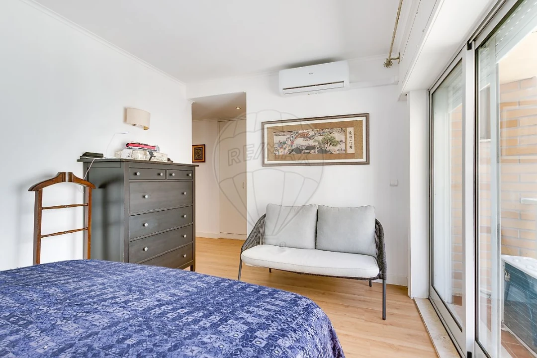 Apartamento T4 para Venda em Lumiar Foto 19