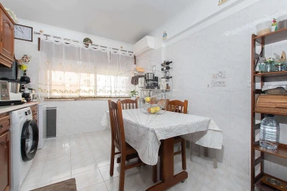 Apartamento T4 para Venda em Alverca do Ribatejo e Sobralinho