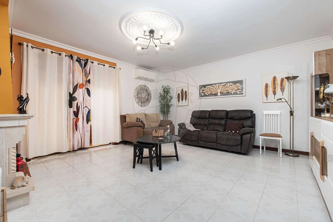 Apartamento T4 para Venda em Alverca do Ribatejo e Sobralinho Foto 20