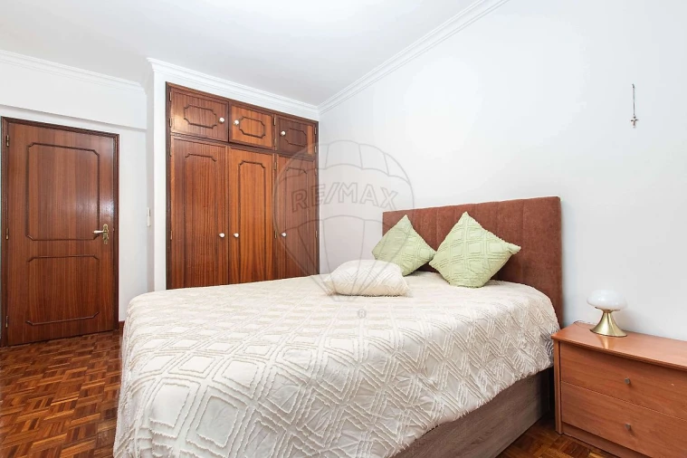 Apartamento T4 para Venda em Alverca do Ribatejo e Sobralinho Foto 2