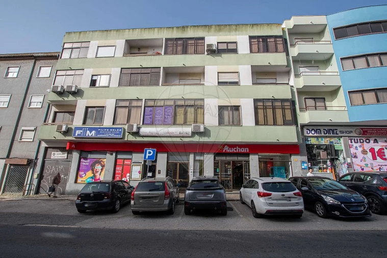 Apartamento T4 para Venda em Alverca do Ribatejo e Sobralinho Foto 3