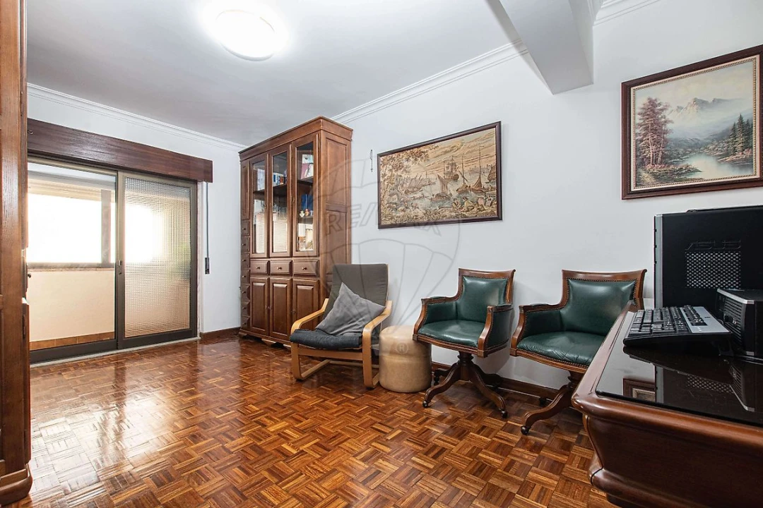 Apartamento T4 para Venda em Alverca do Ribatejo e Sobralinho Foto 6