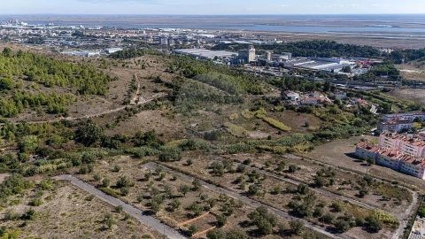Terreno para Venda em Vialonga