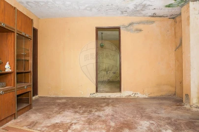 Moradia T2 para Venda em Lamas e Cercal