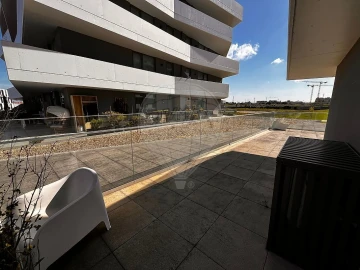 Apartamento T2 para Arrendamento em Glória e Vera Cruz