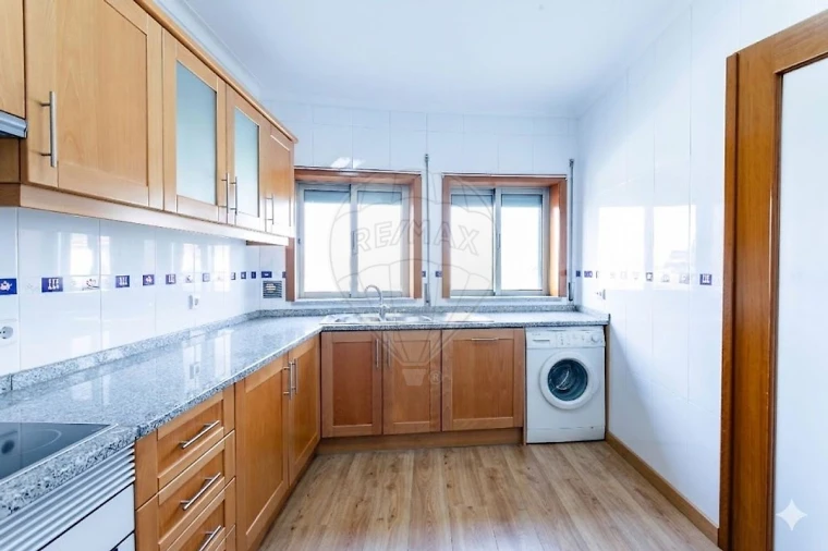 Apartamento T2 para Venda em Santa Joana Foto 3