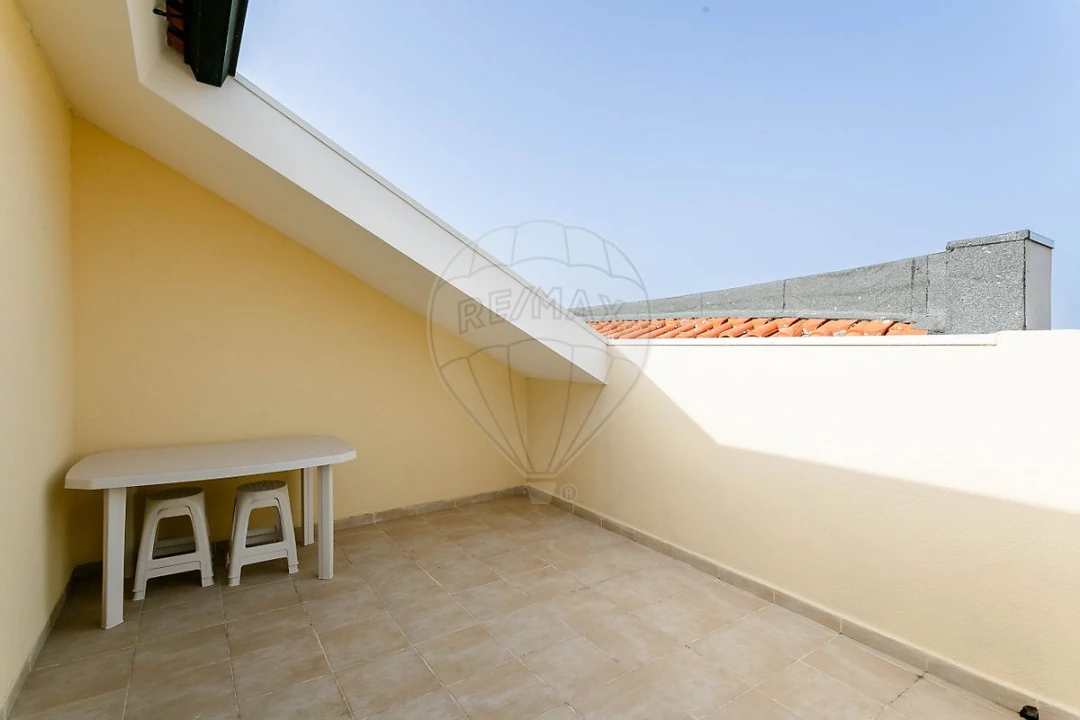 Apartamento T2 para Venda em Santa Joana Foto 2