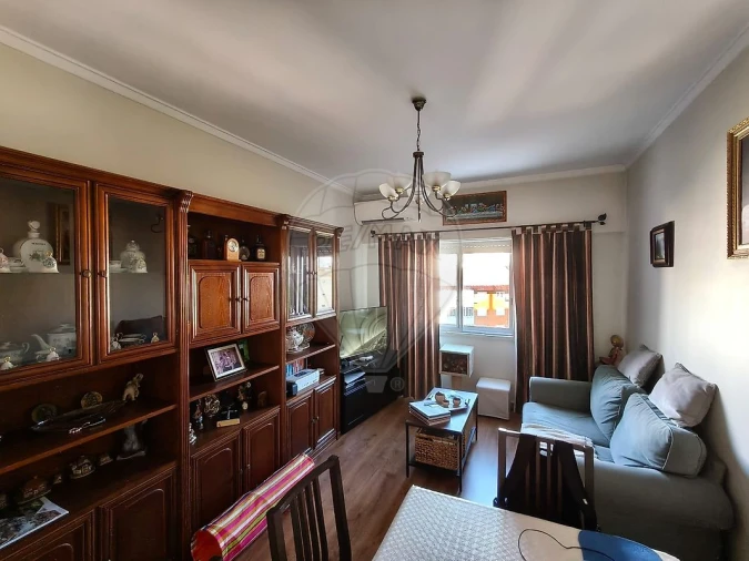 Apartamento T3 para Venda em Lumiar Foto 2