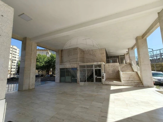 Apartamento T3 para Venda em Lumiar Foto 6