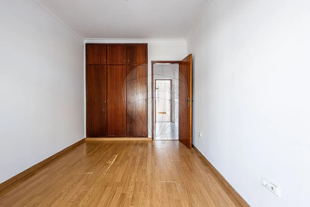 Apartamento T3 para Venda em Benavente Foto 30