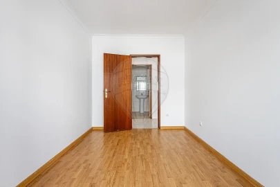 Apartamento T3 para Venda em Benavente