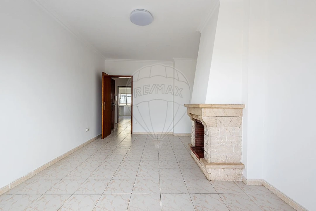 Apartamento T3 para Venda em Benavente Foto 11