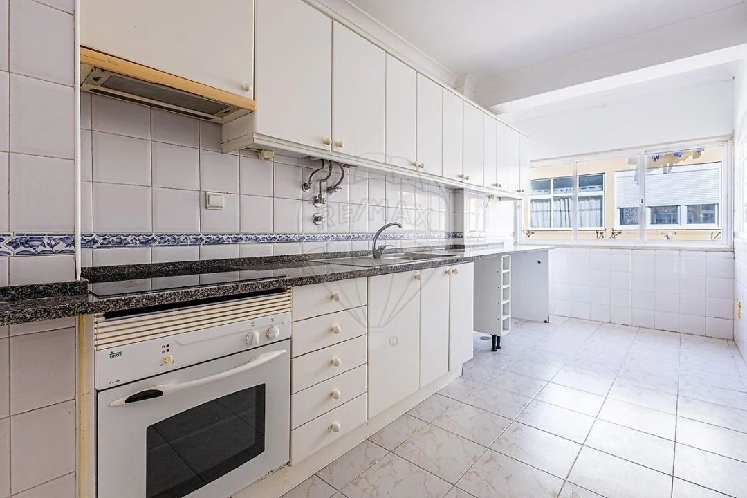 Apartamento T3 para Venda em Benavente Foto 14