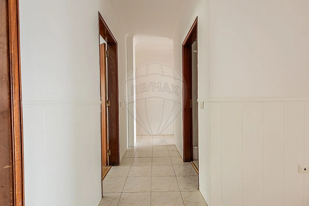 Apartamento T3 para Venda em Benavente Foto 17