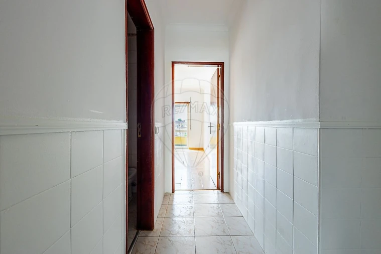 Apartamento T3 para Venda em Benavente Foto 19