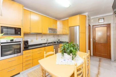 Apartamento T2 para Venda em Castêlo da Maia