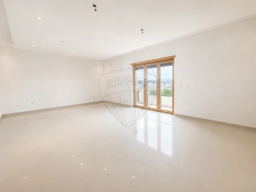 Apartamento T4 para Venda em Pinhal Novo