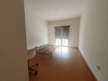 Apartamento T4 para Venda em Pinhal Novo