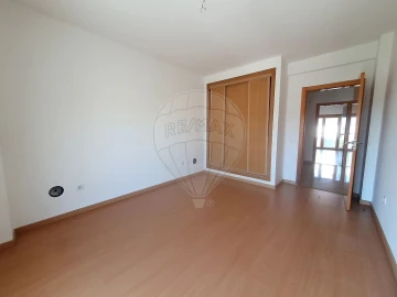 Apartamento T4 para Venda em Pinhal Novo
