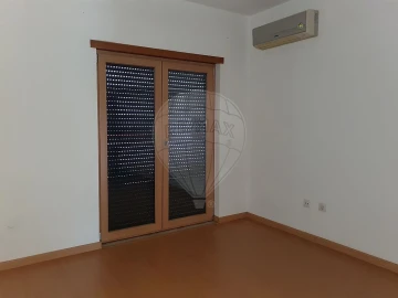 Apartamento T4 para Venda em Pinhal Novo
