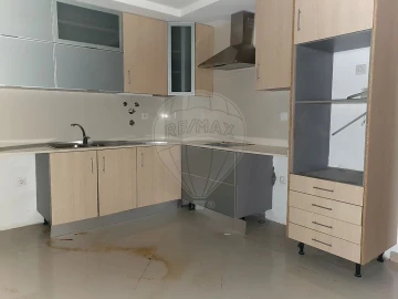 Apartamento T4 para Venda em Pinhal Novo