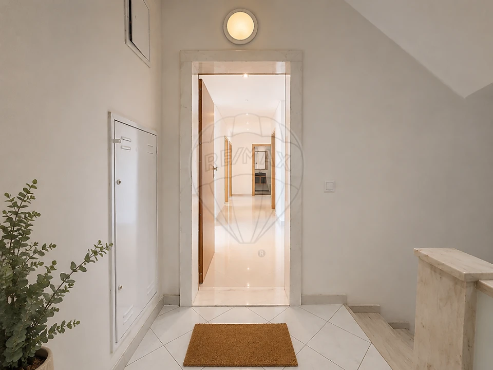Apartamento T4 para Venda em Pinhal Novo Foto 25