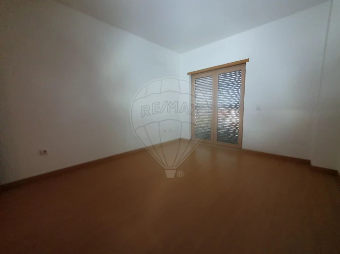 Apartamento T4 para Venda em Pinhal Novo Foto 27