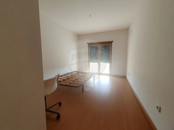 Apartamento T4 para Venda em Pinhal Novo Foto 15