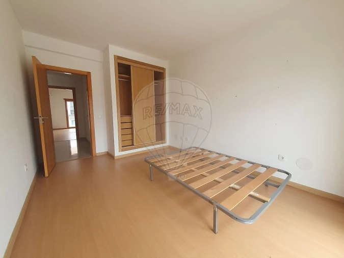 Apartamento T4 para Venda em Pinhal Novo Foto 20