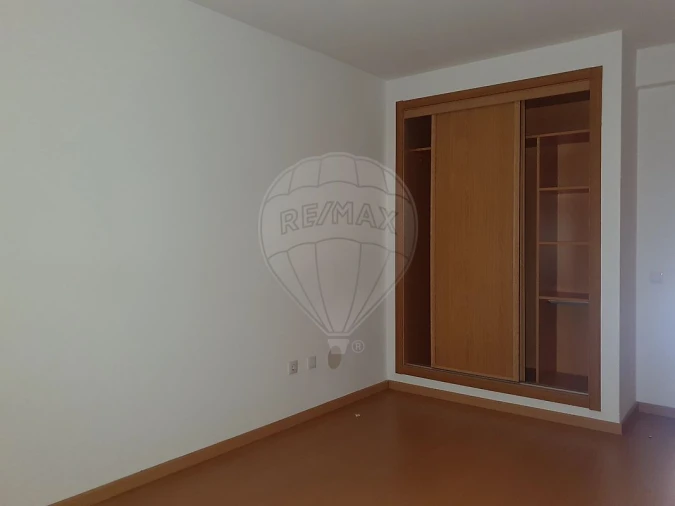 Apartamento T4 para Venda em Pinhal Novo Foto 19