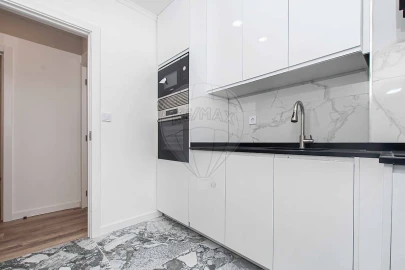 Apartamento T2 para Venda em Moscavide e Portela