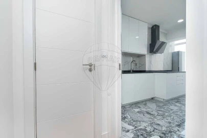 Apartamento T2 para Venda em Moscavide e Portela