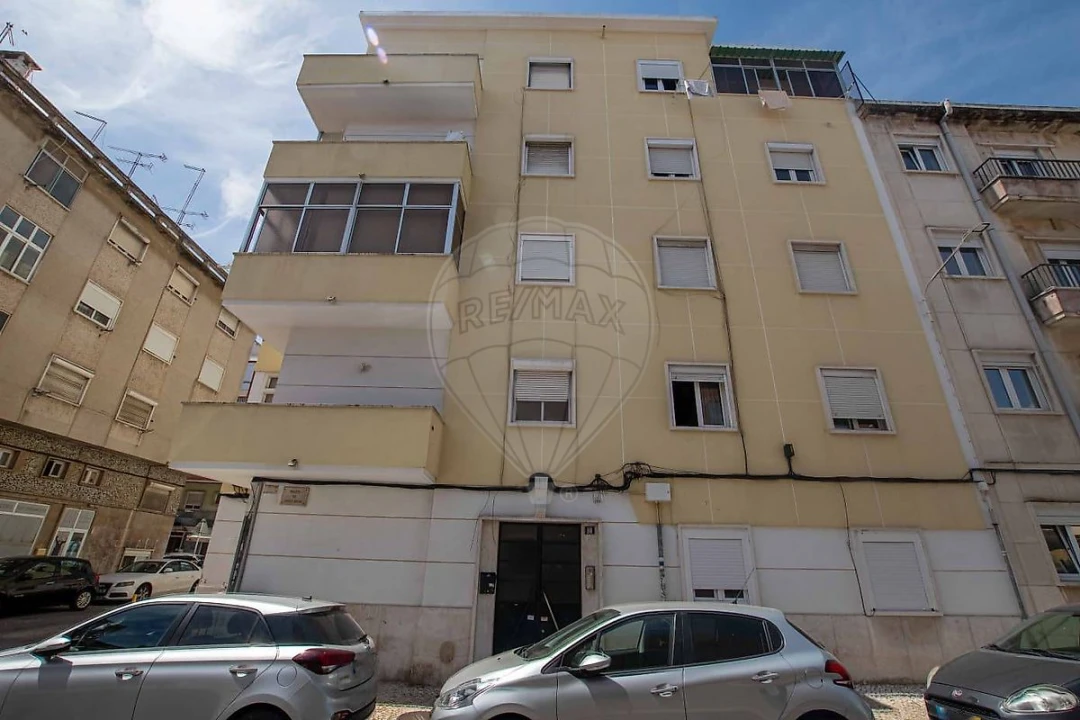 Apartamento T2 para Venda em Moscavide e Portela Foto 5