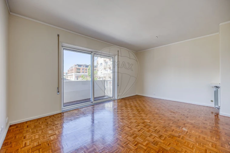 Apartamento T3 para Venda em Espinho Foto 24