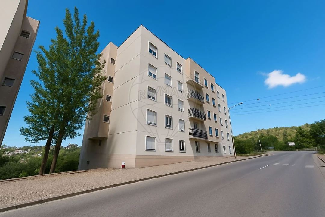 Apartamento T2 para Venda em Vialonga Foto 8
