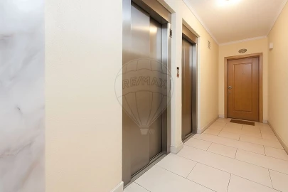 Apartamento T2 para Venda em Vialonga