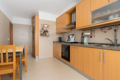 Apartamento T2 para Venda em Vialonga