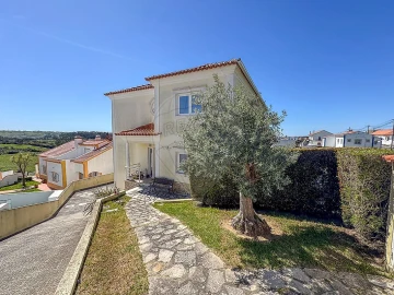Moradia T4 para Venda em Mafra