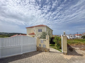 Moradia T4 para Venda em Mafra