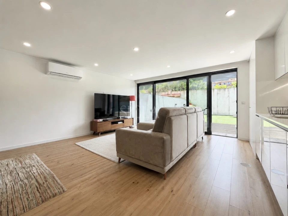 Apartamento T2 para Venda em Canidelo Foto 11